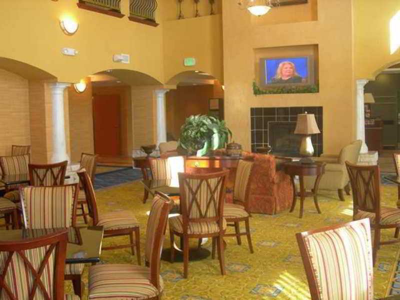 Hampton Inn & Suites Albuquerque-Coors Road Restoran gambar